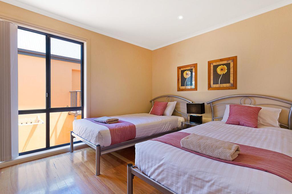 Snug Cove Villas Іден Екстер'єр фото